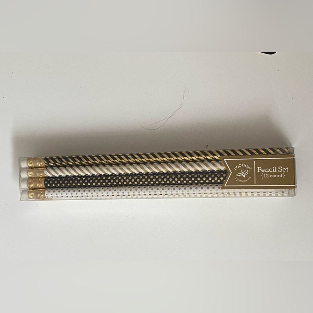Gold and Black Striped and Polka Dot Straws